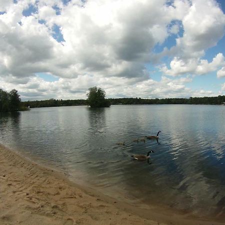 Chemnitz - Haus Am See Mit Sandstrand Nahe Rhein-Main Und Spessart Kahl am Main Luaran gambar