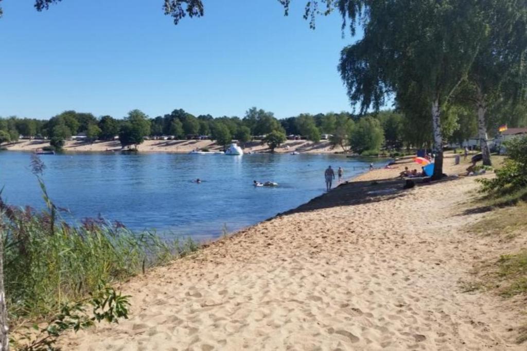 Chemnitz - Haus Am See Mit Sandstrand Nahe Rhein-Main Und Spessart Kahl am Main Luaran gambar