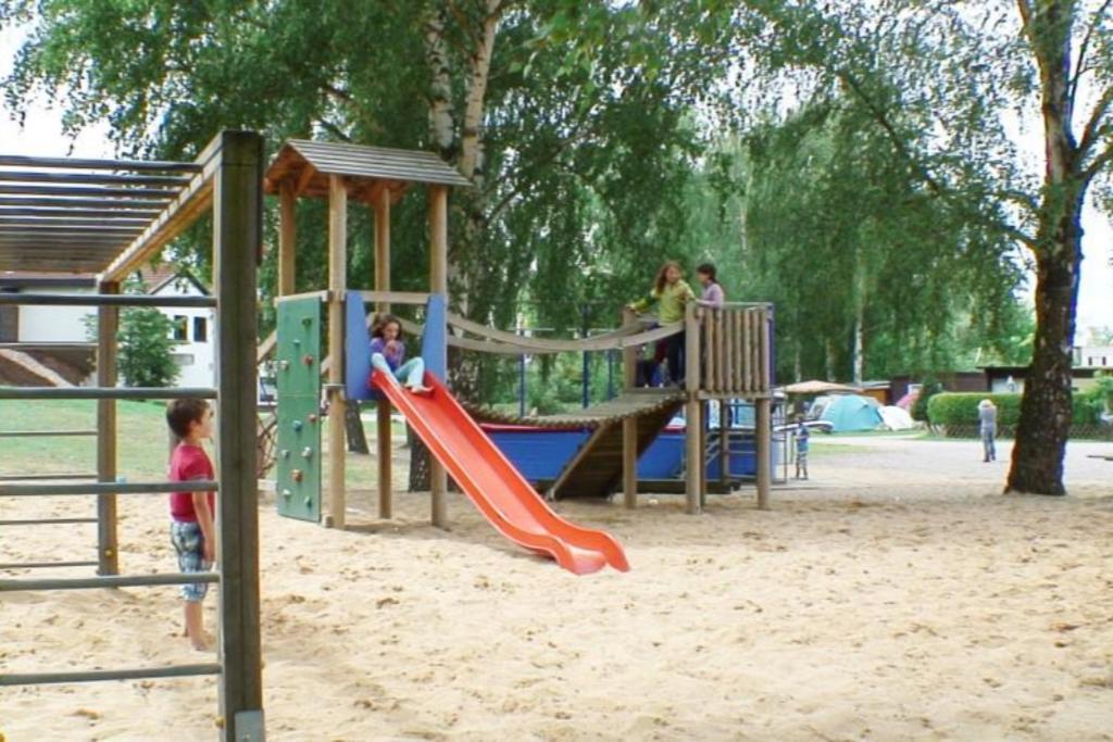 Chemnitz - Haus Am See Mit Sandstrand Nahe Rhein-Main Und Spessart Kahl am Main Luaran gambar